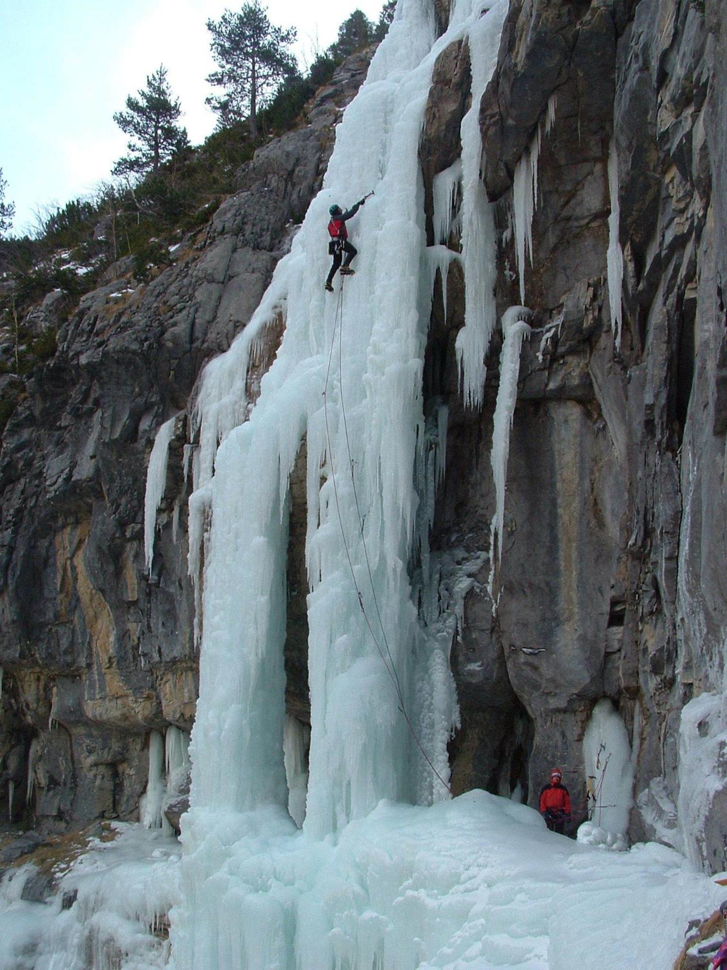 Hotel Valle De Izas ซาเยนต์ เด กาเยโก ภายนอก รูปภาพ